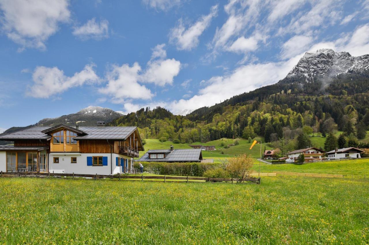 "Haus Bellevue" - Annehmlichkeiten Von 4-Sterne Familien-Und Wellnesshotel Viktoria Nebenan Koennen Mitgenutzt Werden Oberstdorf Exterior foto